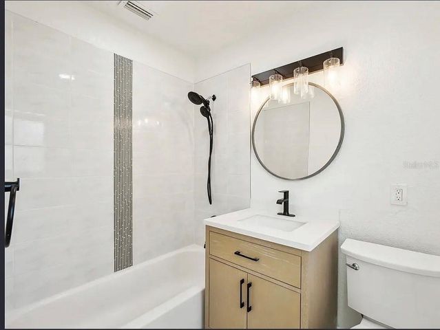 6501 SAWYER COURT, Tampa, FL 33634