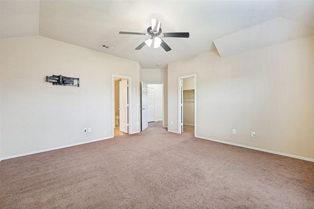 1339 4th Street, Grand Prairie, TX 75051