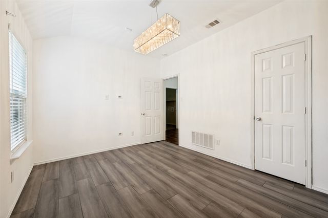 1339 4th Street, Grand Prairie, TX 75051