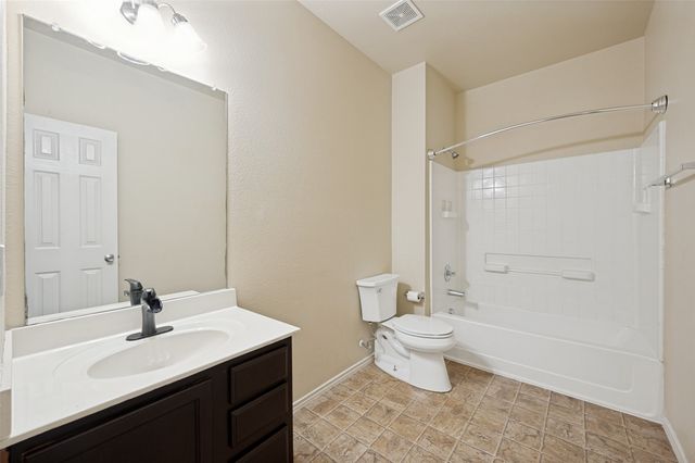 1339 4th Street, Grand Prairie, TX 75051