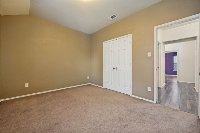 1339 4th Street, Grand Prairie, TX 75051