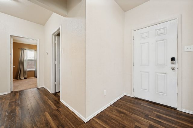 1339 4th Street, Grand Prairie, TX 75051