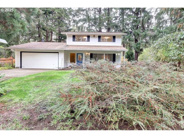 92201 CREST Dr, Astoria, OR 97103