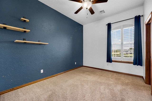 1210 NW Gray Hawk Dr, Lawton, OK 73507