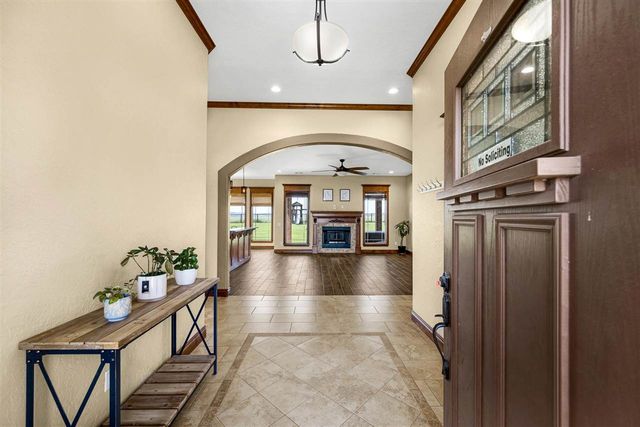 1210 NW Gray Hawk Dr, Lawton, OK 73507