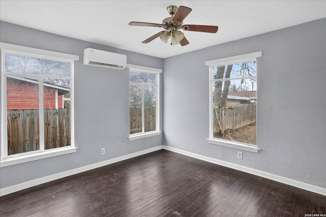 518 W Academy, San Antonio, TX 78226