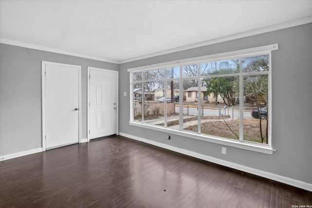 518 W Academy, San Antonio, TX 78226