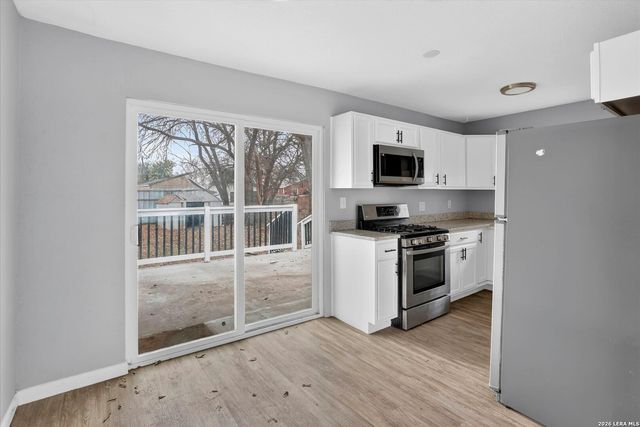 518 W Academy, San Antonio, TX 78226