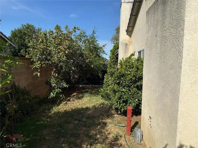 10517 Dream Street, Bloomington, CA 92316