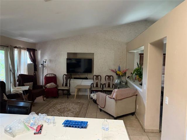 10517 Dream Street, Bloomington, CA 92316