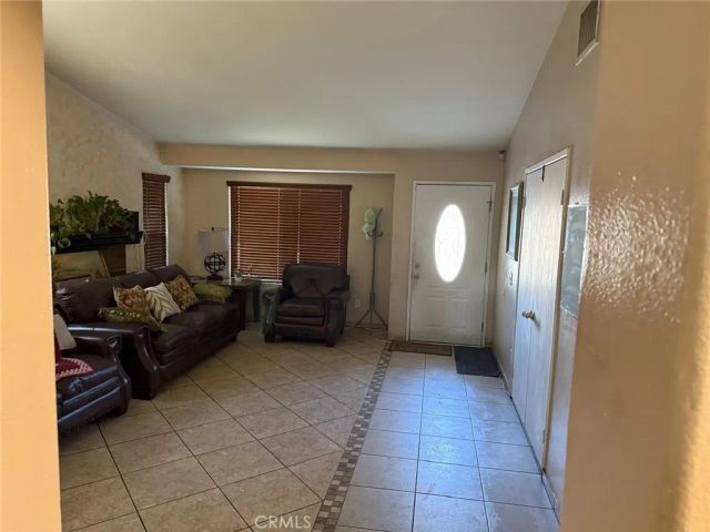 10517 Dream Street, Bloomington, CA 92316