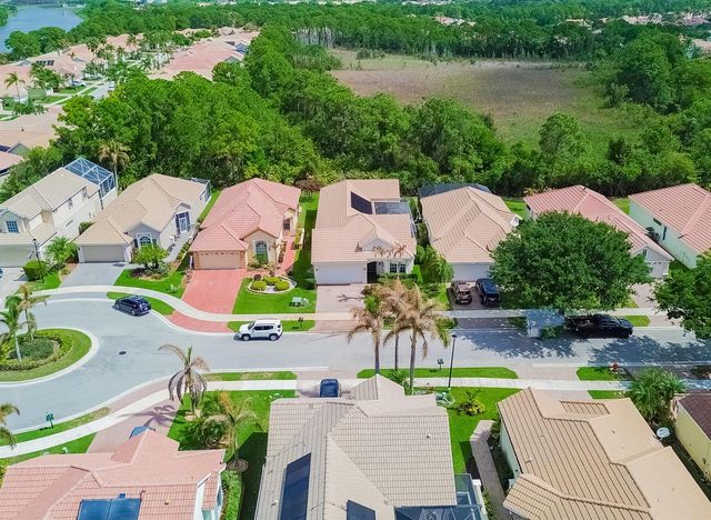 651 SW Munjack Cove, Port St. Lucie, FL 34986
