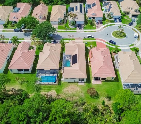 651 SW Munjack Cove, Port St. Lucie, FL 34986