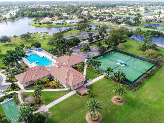 651 SW Munjack Cove, Port St. Lucie, FL 34986
