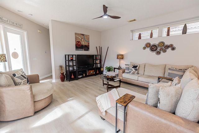 651 SW Munjack Cove, Port St. Lucie, FL 34986