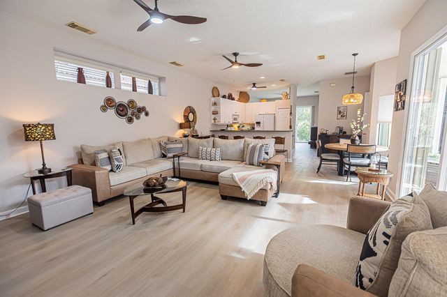651 SW Munjack Cove, Port St. Lucie, FL 34986