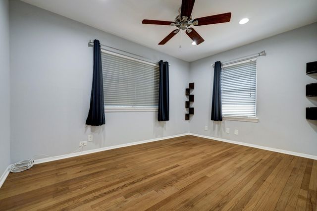 5819 Anaqua Drive, Houston, TX 77092