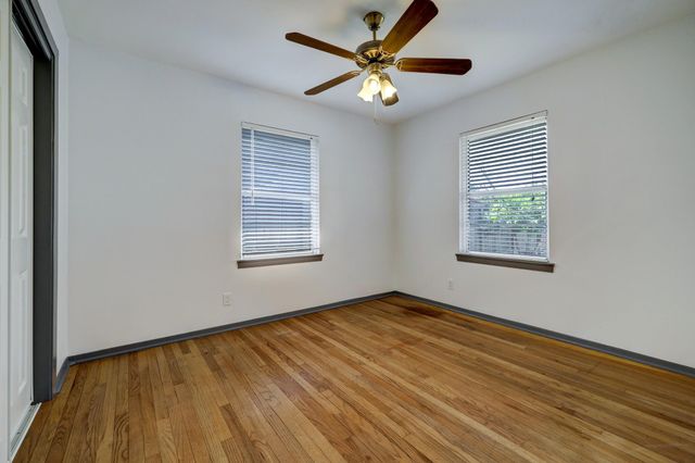 5819 Anaqua Drive, Houston, TX 77092