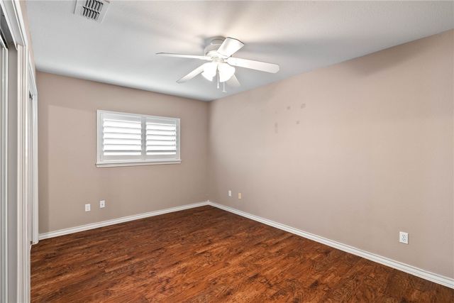 7414 Venice Dr, Corpus Christi, TX 78413