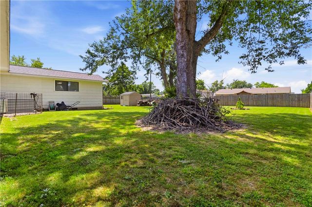 3506 N 2nd Street, Rogers, AR 72756
