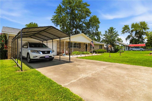 3506 N 2nd Street, Rogers, AR 72756