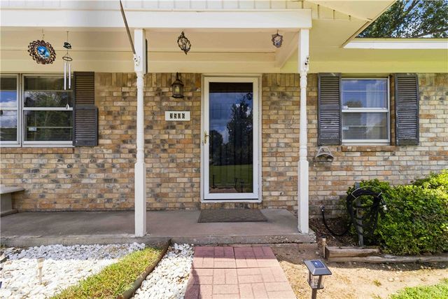 3506 N 2nd Street, Rogers, AR 72756