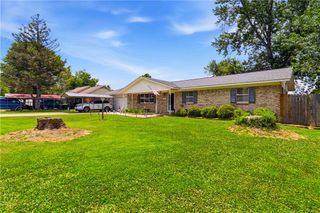 3506 N 2nd Street, Rogers, AR 72756