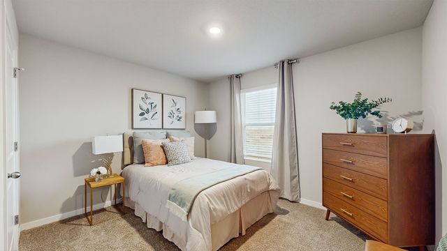 9441 Lovegrass Drive SW, Cedar Rapids, IA 52404