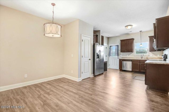 312 Winstead Lp, Richlands, NC 28574