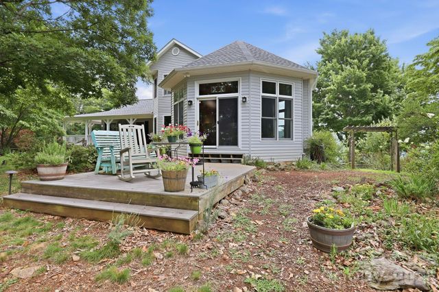 241 Alta Vista Drive, Candler, NC 28715