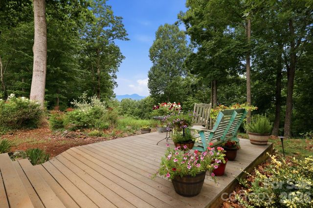 241 Alta Vista Drive, Candler, NC 28715