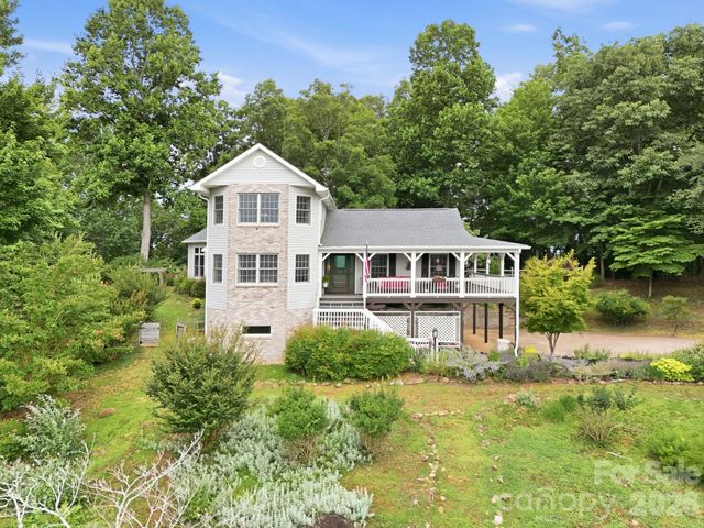 241 Alta Vista Drive, Candler, NC 28715