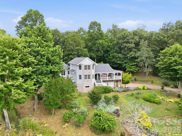 241 Alta Vista Drive, Candler, NC 28715