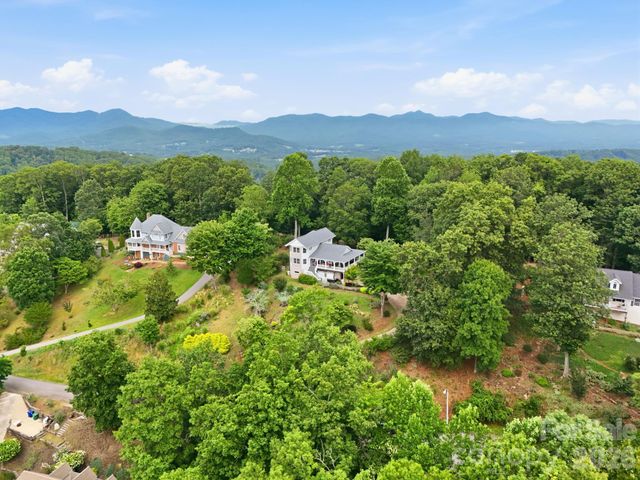 241 Alta Vista Drive, Candler, NC 28715