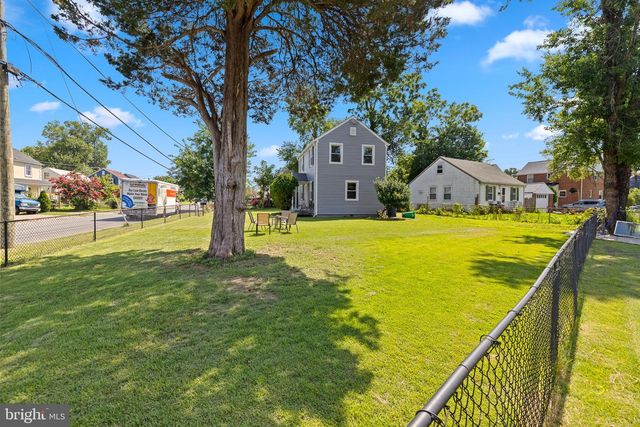 2005 ROANOKE ST, Hyattsville, MD 20782