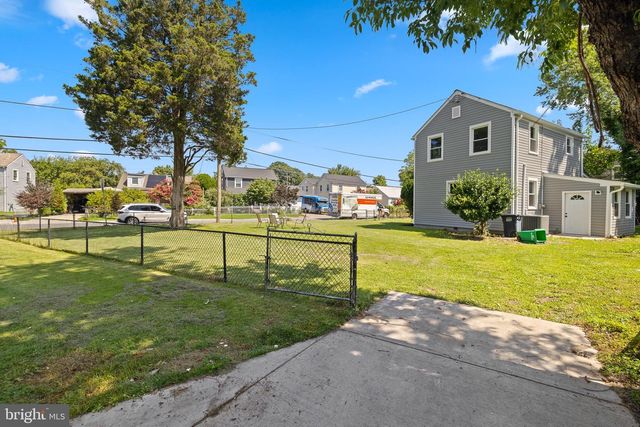 2005 ROANOKE ST, Hyattsville, MD 20782