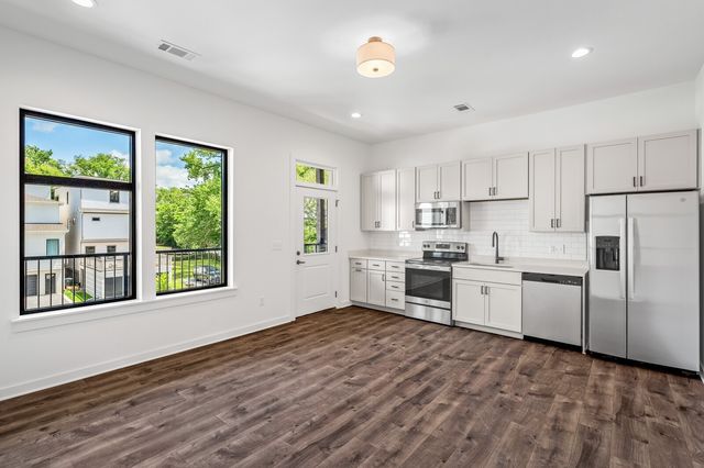 1272 3rd Ave S Apt 204, Nashville, TN 37210