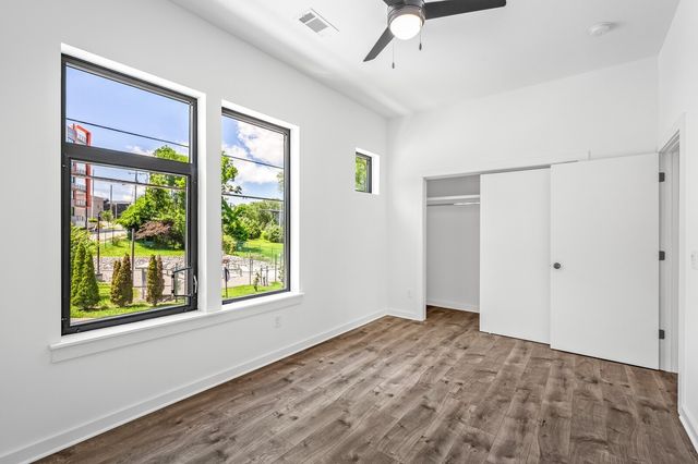 1272 3rd Ave S Apt 204, Nashville, TN 37210