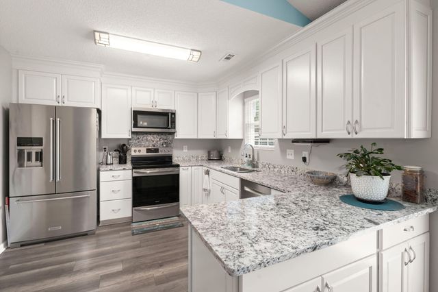 4292 Lavender Lane, North Charleston, SC 29420