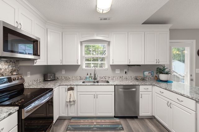 4292 Lavender Lane, North Charleston, SC 29420