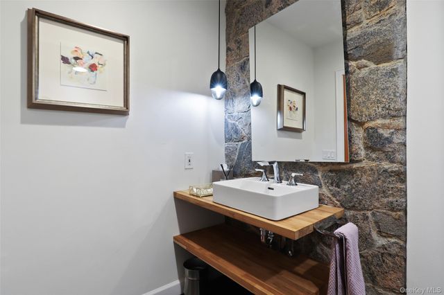 54 Lincoln Avenue, Rye Brook, NY 10573