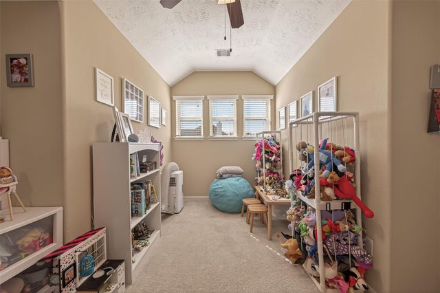 2203 Summit Pass Lane, League City, TX 77573