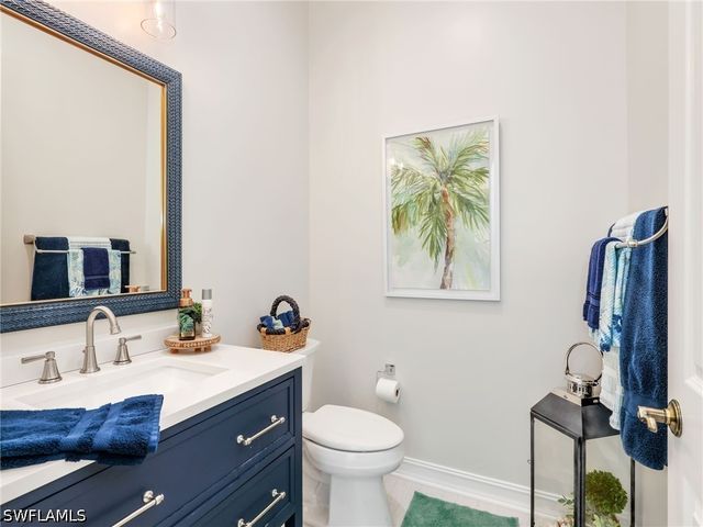 6096 Dogleg DR, Naples, FL 34113