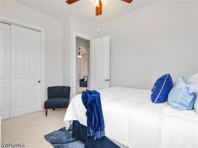 6096 Dogleg DR, Naples, FL 34113