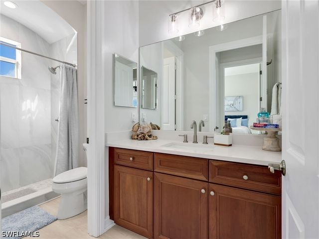 6096 Dogleg DR, Naples, FL 34113