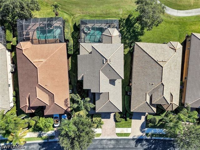 6096 Dogleg DR, Naples, FL 34113