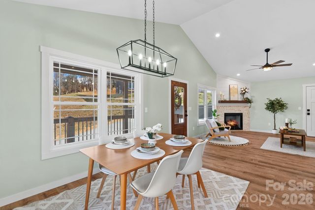 56 White Oak Place, Mars Hill, NC 28754