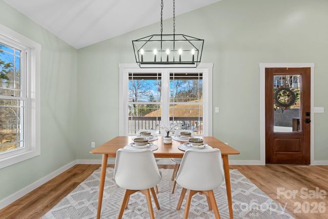 56 White Oak Place, Mars Hill, NC 28754