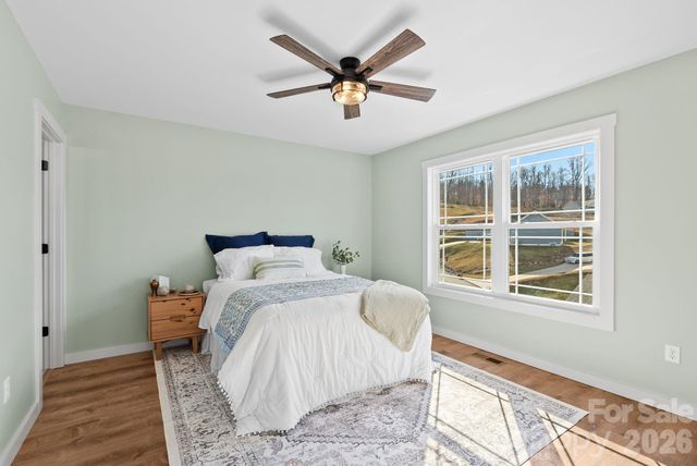 56 White Oak Place, Mars Hill, NC 28754