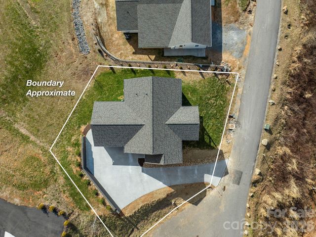 56 White Oak Place, Mars Hill, NC 28754